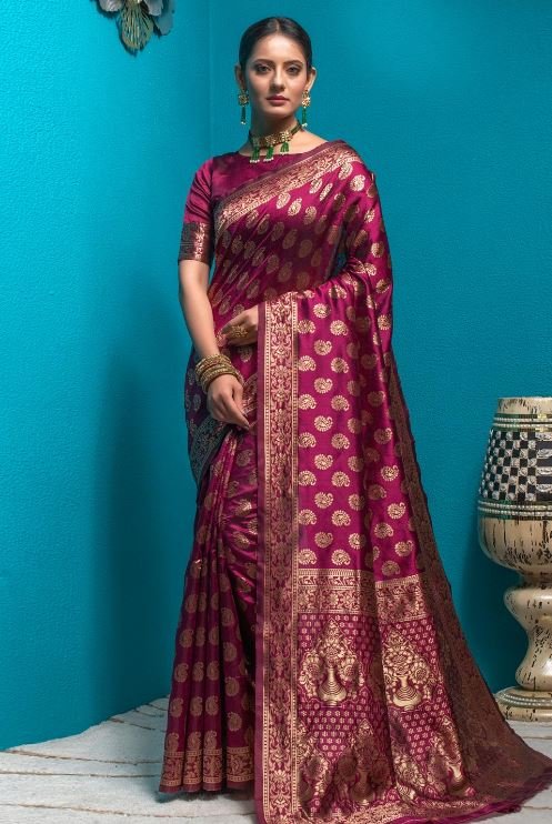 Saree Collection : करवा चौथ के खास मौके पर पहने ये खास और डिज़ाइनर साड़ी, देखें कलेक्शन 