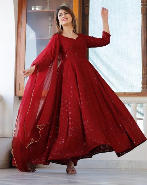 Anarkali Suit Collection : नवरात्रि के नौ दिनों में पहने ये खूबसूरत अनारकली सूट, मिलेगा आकर्षक लुक 