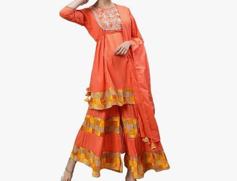 Kurta : Here you will get huge discount on new range of ethnic wear suits, see details