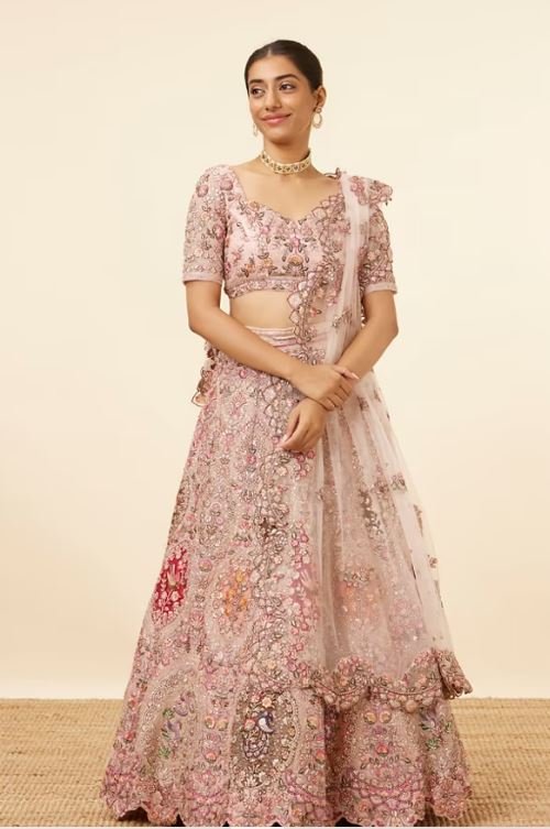 Bridal Lehenga Collection : किसी राजकुमारी से कम नहीं लगेंगी, जब शादी वाले दिन पहनेंगी ये डिज़ाइनर लहंगा