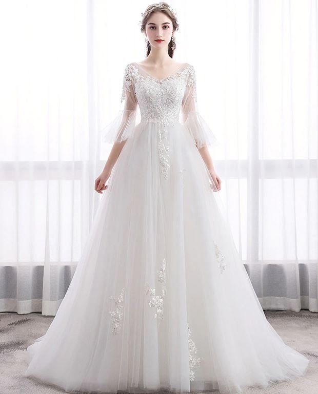 White Bridal Gown : देखें वाइट ब्राइडल गाउन का लेटेस्ट कलेक्शन