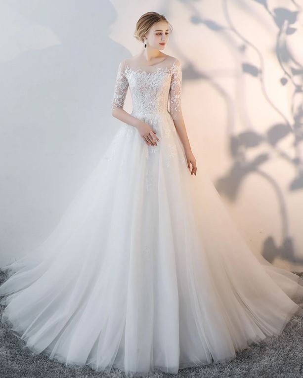 White Bridal Gown : देखें वाइट ब्राइडल गाउन का लेटेस्ट कलेक्शन