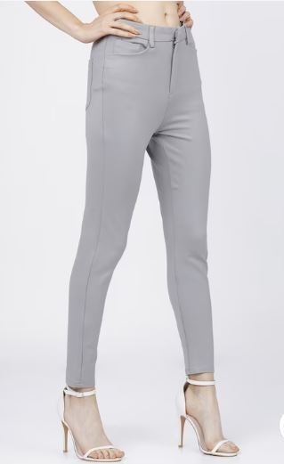 Women Slim Fit Trousers : क्लासी और कूल लुक के लिए ट्राई करें ये स्लिम फिट ट्राउजर