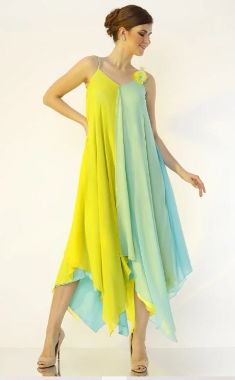 Women Asymmetric Dress : स्टाइलिश और मॉडर्न लुक पाने के लिए पहनें ये डिजाइनर ड्रेस