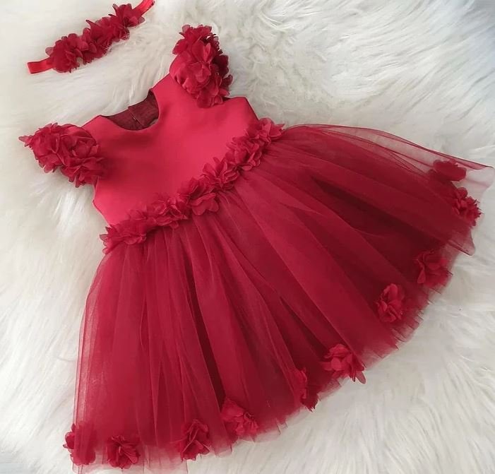 Cute Dress For Baby Girl : प्यारी सी बेबी गर्ल के लिए खरीदें प्यारी और खूबसूरत ड्रेस, देखें डिजाइन