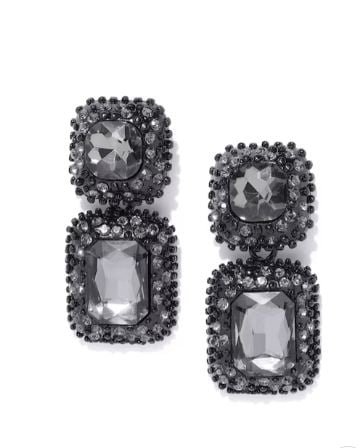 Drop Earrings Design : ड्रॉप इयररिंग्स के ये 3 डिजाइन है बेहद खूबसूरत और शानदार