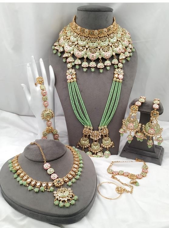 Bridal Jewellery Set : इतने खूबसूरत ज्वेलरी सेट आपके ब्राइडल लुक में लगा देंगे चार चाँद